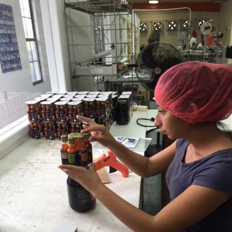 Thumnail image for On a Quest to Create the World’s Favourite Pepper Sauce and Empower the Community – the Hot Mama’s Belize Story